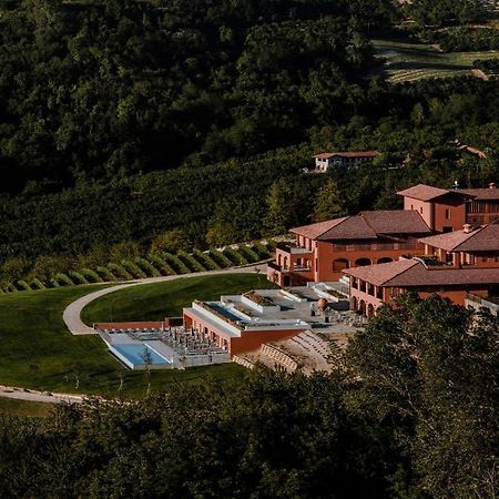 Casa Di Langa Hotel Cerretto Langhe Exterior photo